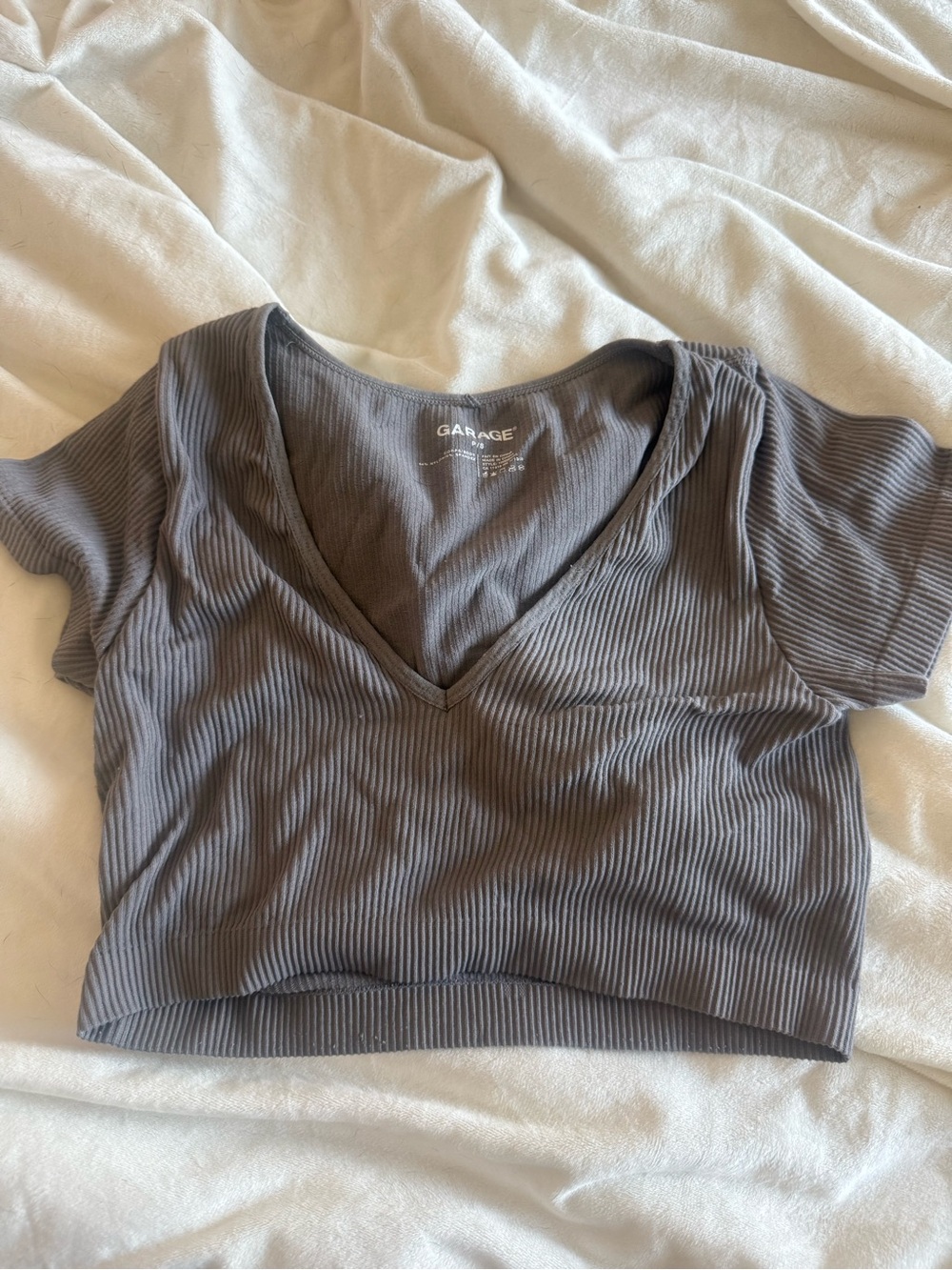 Garage Ribbed V-Neck Crop Top - Charcoal
